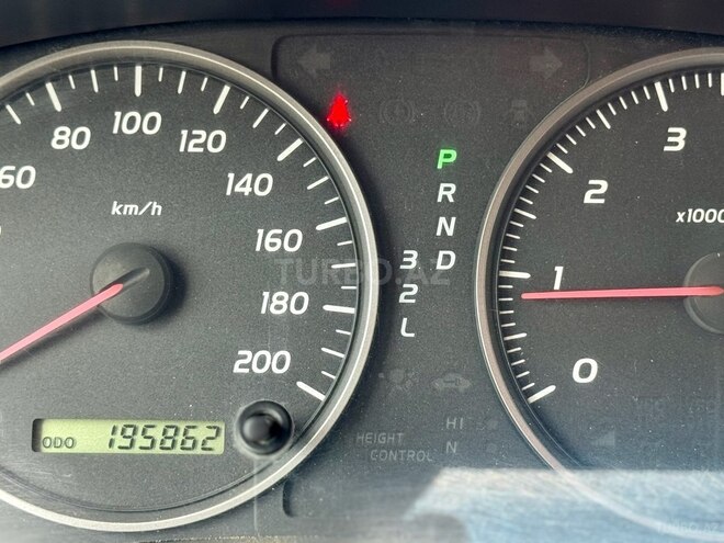 Toyota Land Cruiser Prado-26