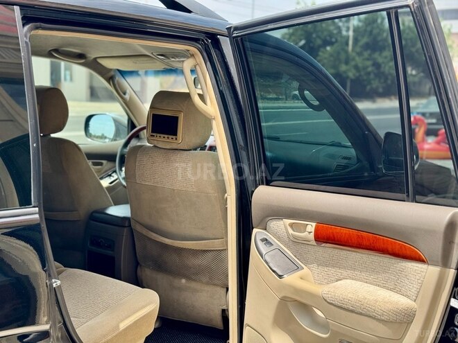 Toyota Land Cruiser Prado-22