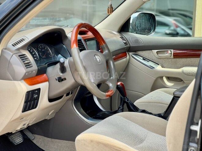Toyota Land Cruiser Prado-14