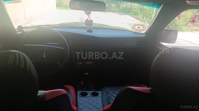 Mercedes 190 1990, 238,000 km - 2.0 l - Cəlilabad