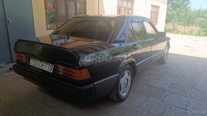 Mercedes 190 1990, 238,000 km - 2.0 l - Cəlilabad