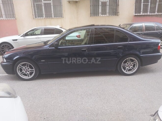 BMW 528 2001, 392,000 km - 2.8 l - Bakı