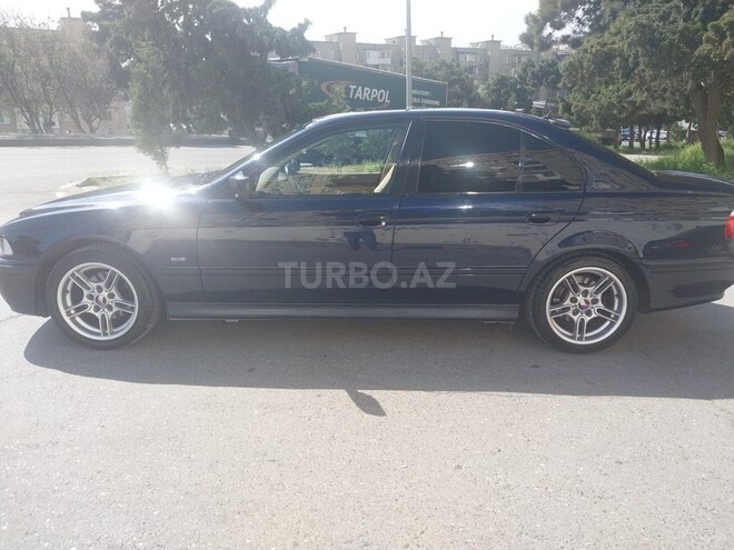 BMW 528 2001, 392,000 km - 2.8 l - Bakı