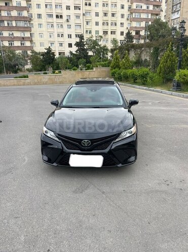 Toyota Camry-1