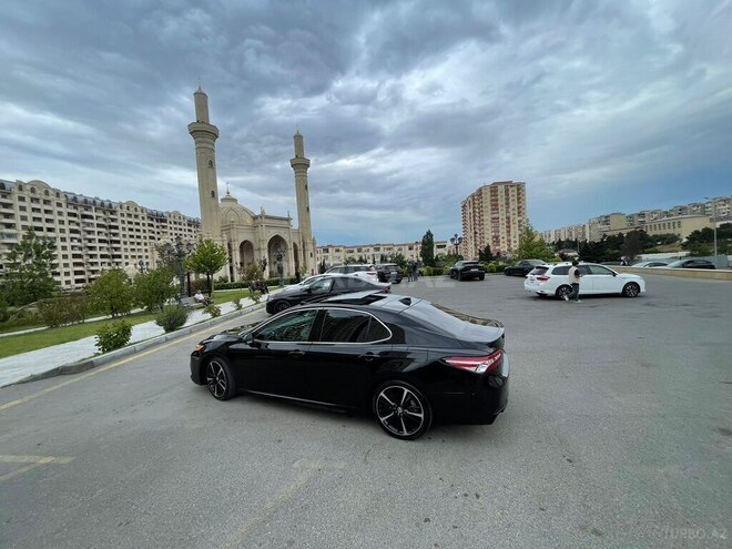 Toyota Camry-3