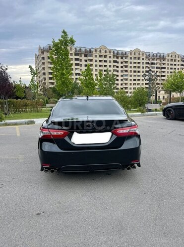 Toyota Camry-6