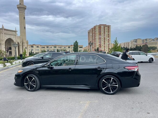 Toyota Camry-7