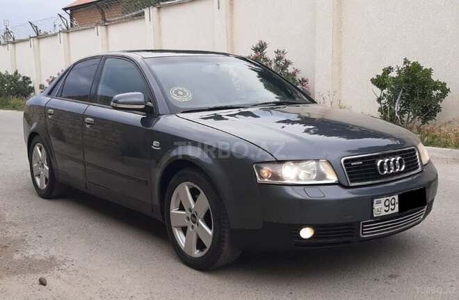 Audi A4 2004, 335,000 km - 1.8 l - Bakı