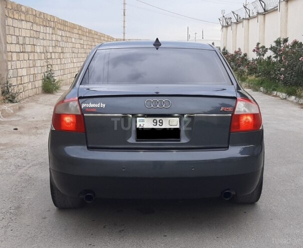 Audi A4 2004, 335,000 km - 1.8 l - Bakı