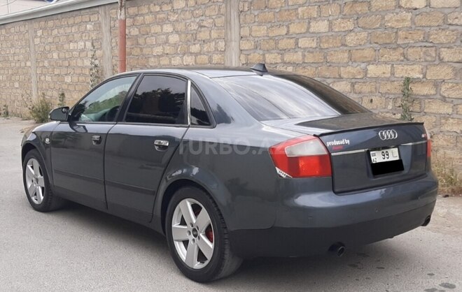 Audi A4 2004, 335,000 km - 1.8 l - Bakı