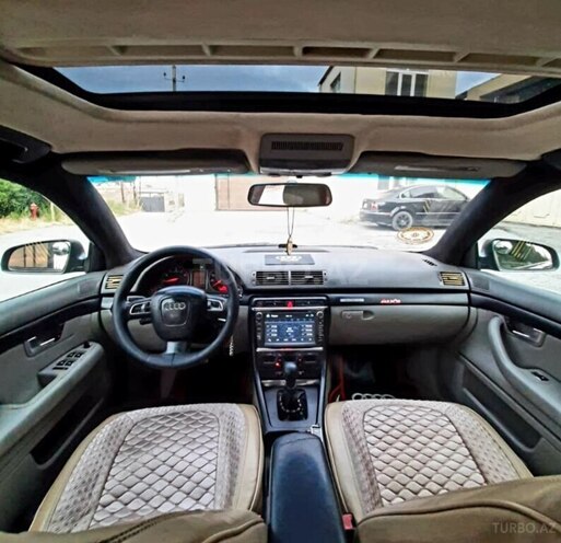 Audi A4 2004, 335,000 km - 1.8 l - Bakı