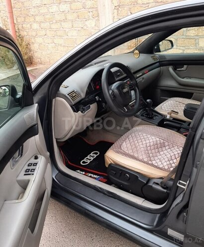 Audi A4 2004, 335,000 km - 1.8 l - Bakı