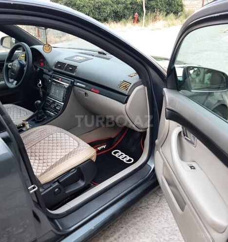 Audi A4 2004, 335,000 km - 1.8 l - Bakı