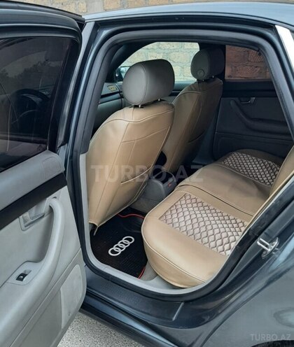Audi A4 2004, 335,000 km - 1.8 l - Bakı