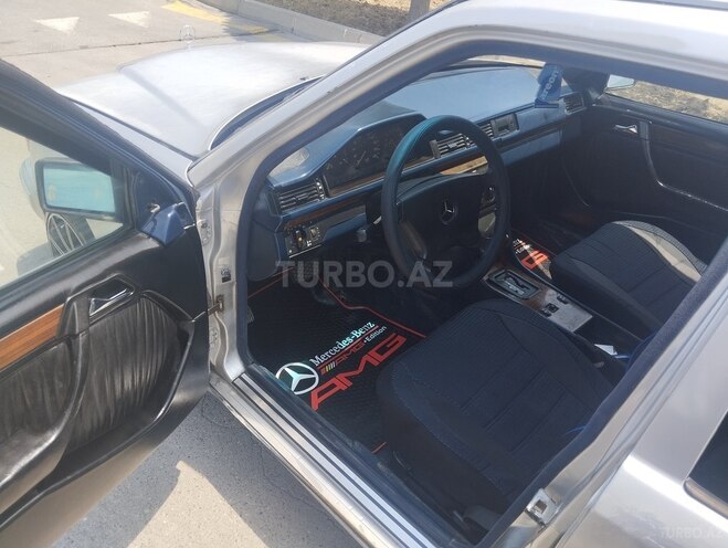 Mercedes E 230 1992, 455,000 km - 2.3 l - Sumqayıt