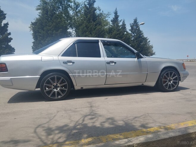 Mercedes E 230 1992, 455,000 km - 2.3 l - Sumqayıt