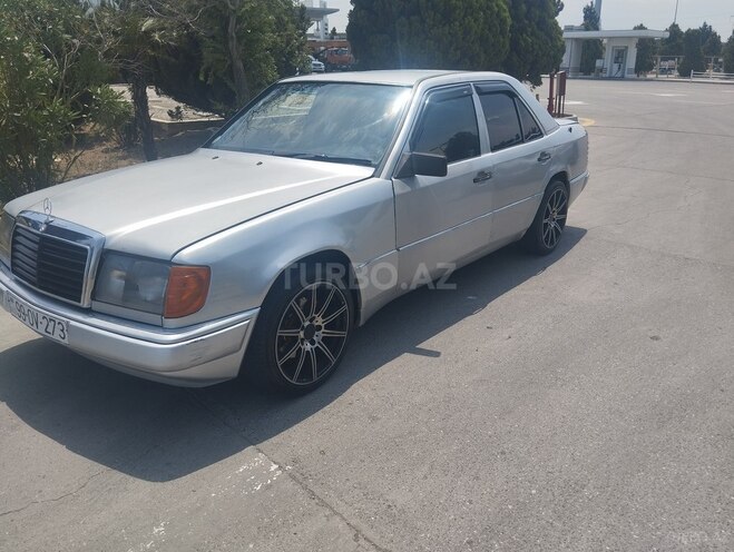 Mercedes E 230 1992, 455,000 km - 2.3 l - Sumqayıt