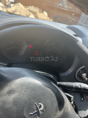 Peugeot  2013, 310,000 km - 1.6 l - Bakı