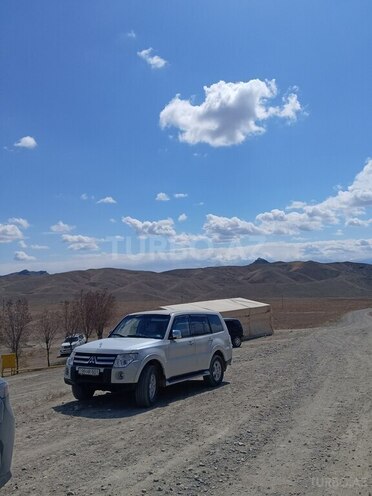 Mitsubishi Pajero 2007, 245,000 km - 3.0 l - Naxçıvan