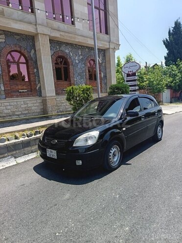 Kia Rio 2007, 295,000 km - 1.4 l - Şəki
