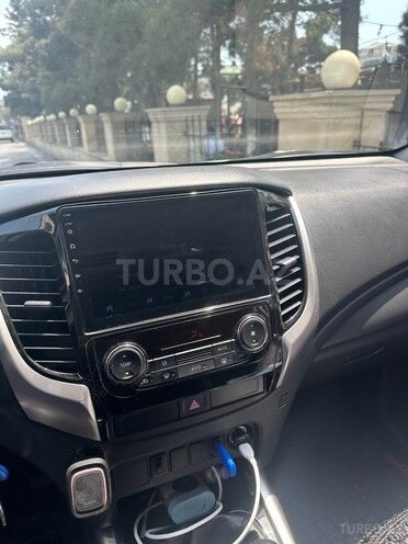 Mitsubishi L200 2023, 72,000 km - 2.4 l - Bakı