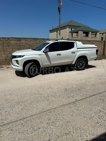 Mitsubishi L200 2023, 72,000 km - 2.4 l - Bakı