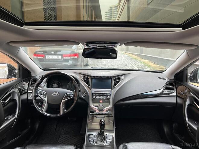 Hyundai Grandeur 2015, 240,000 km - 2.2 l - Bakı