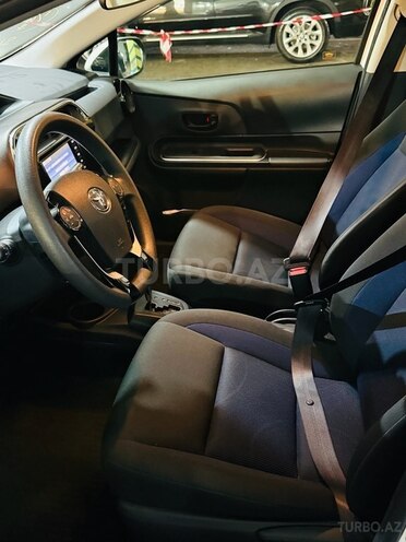Toyota Aqua 2019, 58,000 km - 1.5 л - Bakı