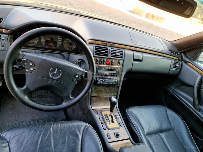 Mercedes E 220 d 2001, 450,000 km - 2.2 l - Lənkəran