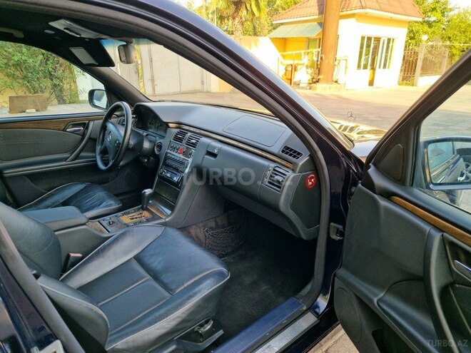 Mercedes E 220 d 2001, 450,000 km - 2.2 l - Lənkəran