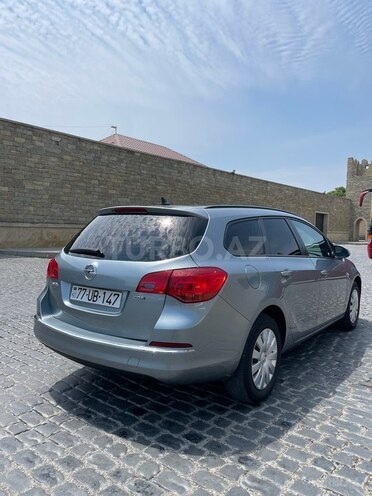 Opel Astra 2015, 143,000 km - 1.6 l - Bakı