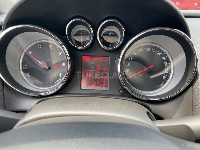 Opel Astra 2015, 143,000 km - 1.6 l - Bakı
