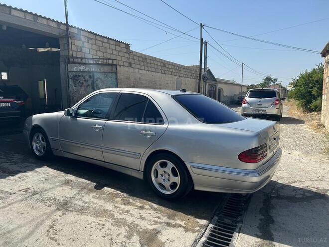 Mercedes E 220 d 2000, 520,000 km - 2.2 l - Siyəzən