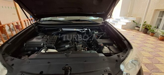 Toyota Land Cruiser Prado 2012, 210,615 km - 2.7 l - Tovuz