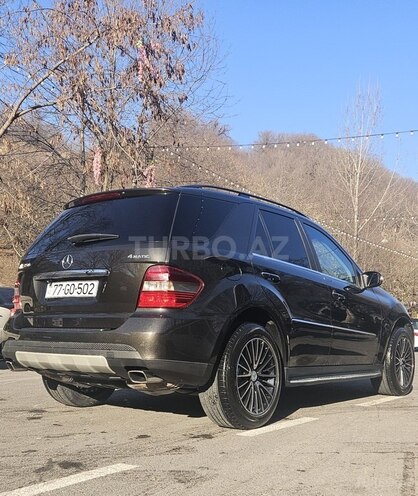 Mercedes ML 350 4MATIC 2009, 250,000 km - 3.5 l - Qəbələ