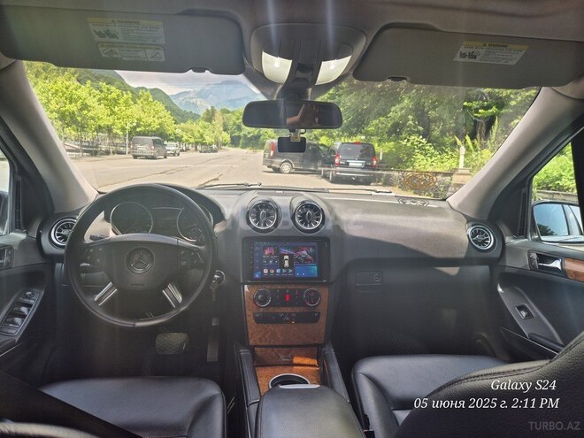 Mercedes ML 350 4MATIC 2009, 250,000 km - 3.5 l - Qəbələ