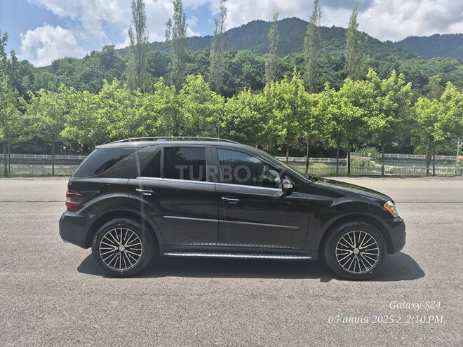Mercedes ML 350 4MATIC 2009, 250,000 km - 3.5 l - Qəbələ