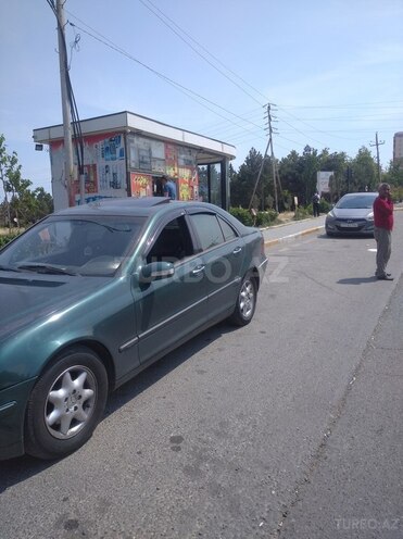 Mercedes C 220 d 2001, 350,000 km - 2.2 л - Bakı