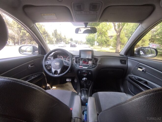 Kia Rio 2009, 250,000 km - 1.5 l - Bakı