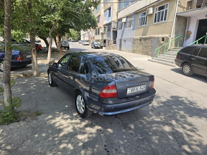 Opel Vectra 1998, 318,000 km - 1.8 л - Sumqayıt