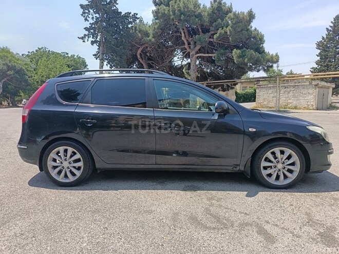 Hyundai i30 2009, 400,000 km - 1.6 l - Bakı
