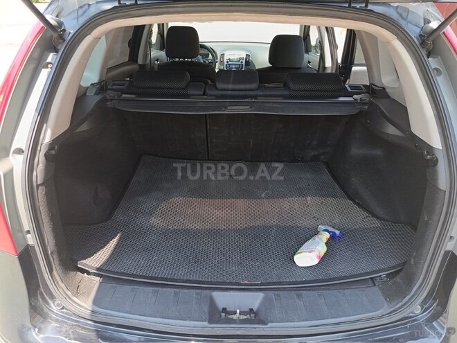 Hyundai i30 2009, 400,000 km - 1.6 l - Bakı