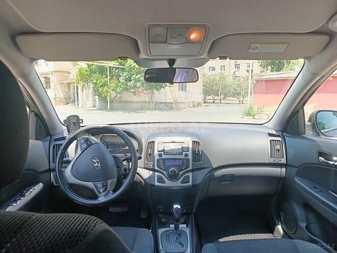 Hyundai i30 2009, 400,000 km - 1.6 l - Bakı