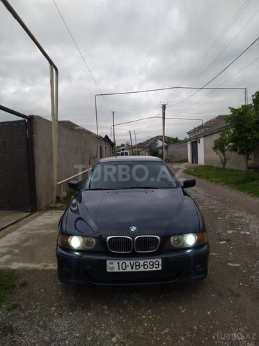 BMW 525 2001, 360,000 km - 2.8 l - Quba