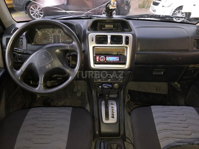 Mitsubishi Pajero io 2001, 336,980 km - 2.0 л - Bakı