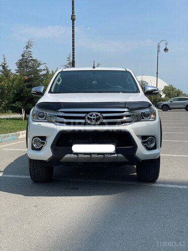 Toyota Hilux 2019, 122,800 km - 2.8 l - Sumqayıt