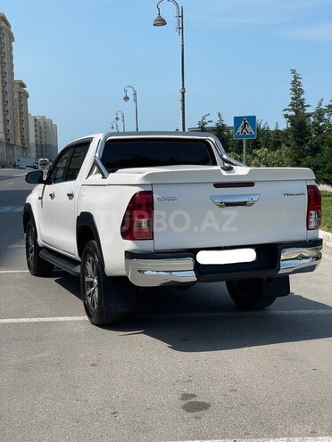 Toyota Hilux 2019, 122,800 km - 2.8 l - Sumqayıt