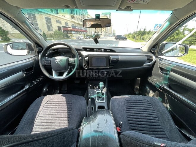 Toyota Hilux 2019, 122,800 km - 2.8 l - Sumqayıt