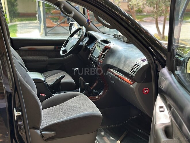 Toyota Land Cruiser Prado 2006, 285,000 km - 3.0 л - Bakı