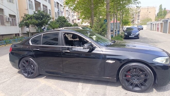 BMW 520 2014, 210,000 km - 2.0 l - Bakı